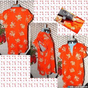 Lip Slide Red Oriental Flowers 1/4 Sleeve Top